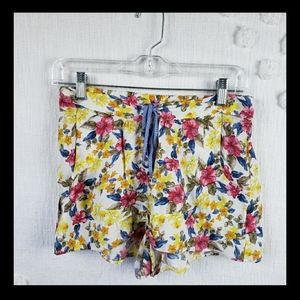 Zara Trafaluc  Floral Shorts